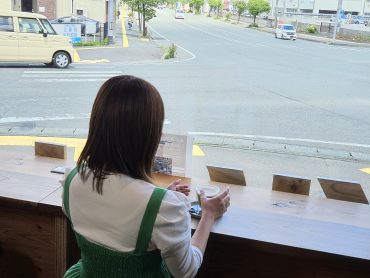 カウンターをリニューアル☆｜「田村フローリスト」　（岩手県盛岡市の花キューピット加盟店 花屋）のブログ